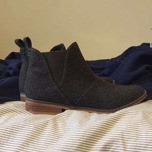 Maylon Chelsea boots